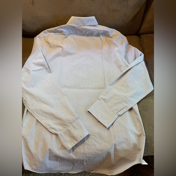 Calvin Klein - non iron - slim fit - 15 1/2 - 32/33 - Picture 6 of 8